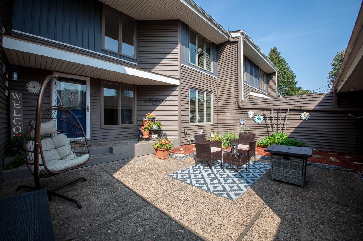 540 Woodhill Drive #71, Roseville, MN 55113