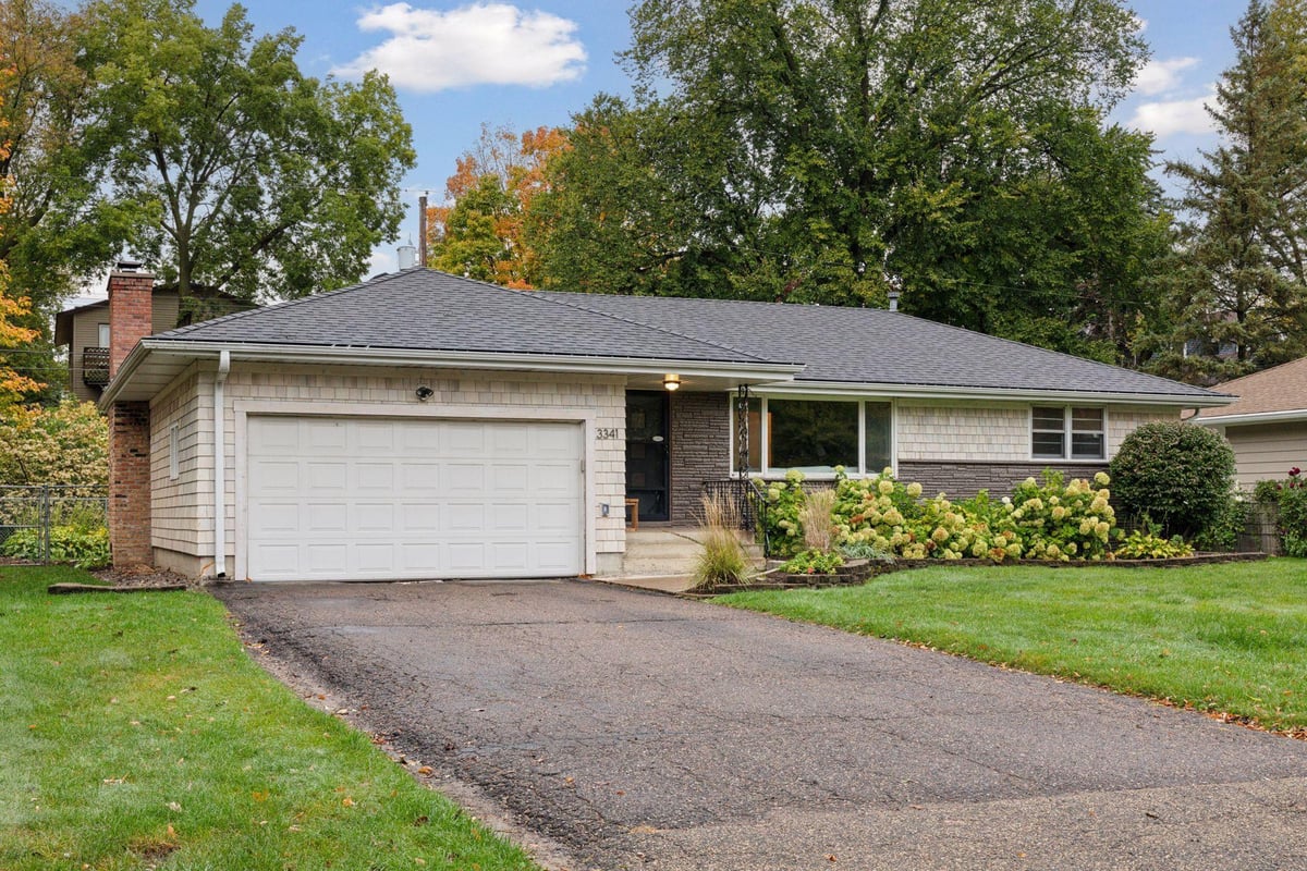 3341 Xenia Avenue N, Crystal, MN 55422