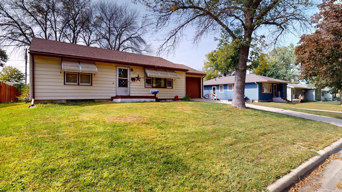 1502 Edina Avenue, Albert Lea, MN 56007