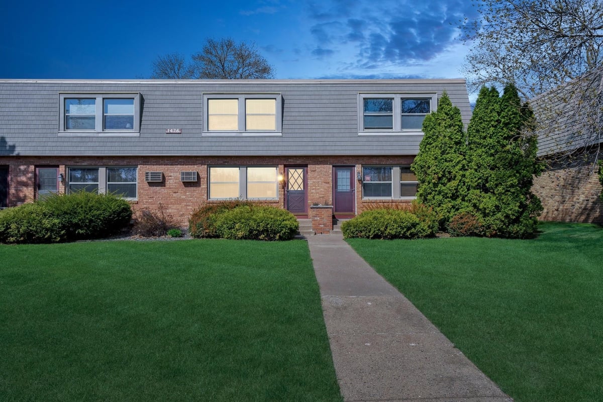 1476 21st Avenue NW #3, New Brighton, MN 55112