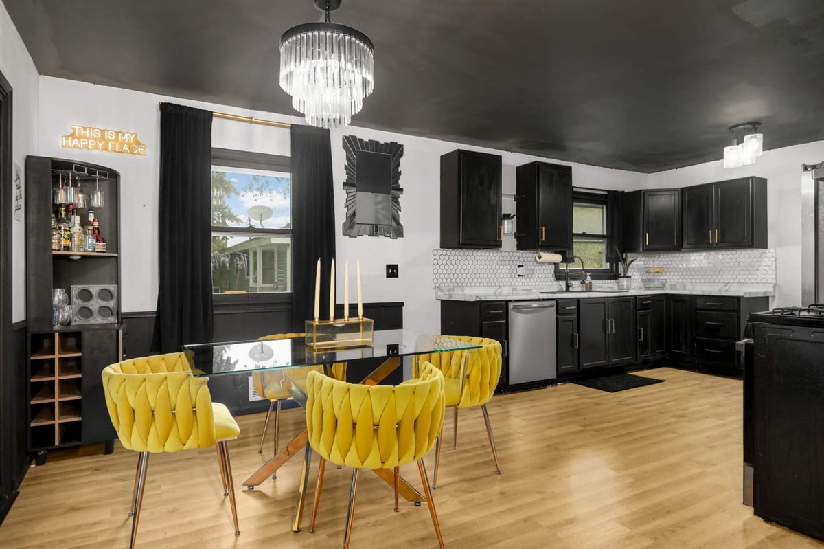 7025 Fremont Avenue N, Brooklyn Center, MN 55430