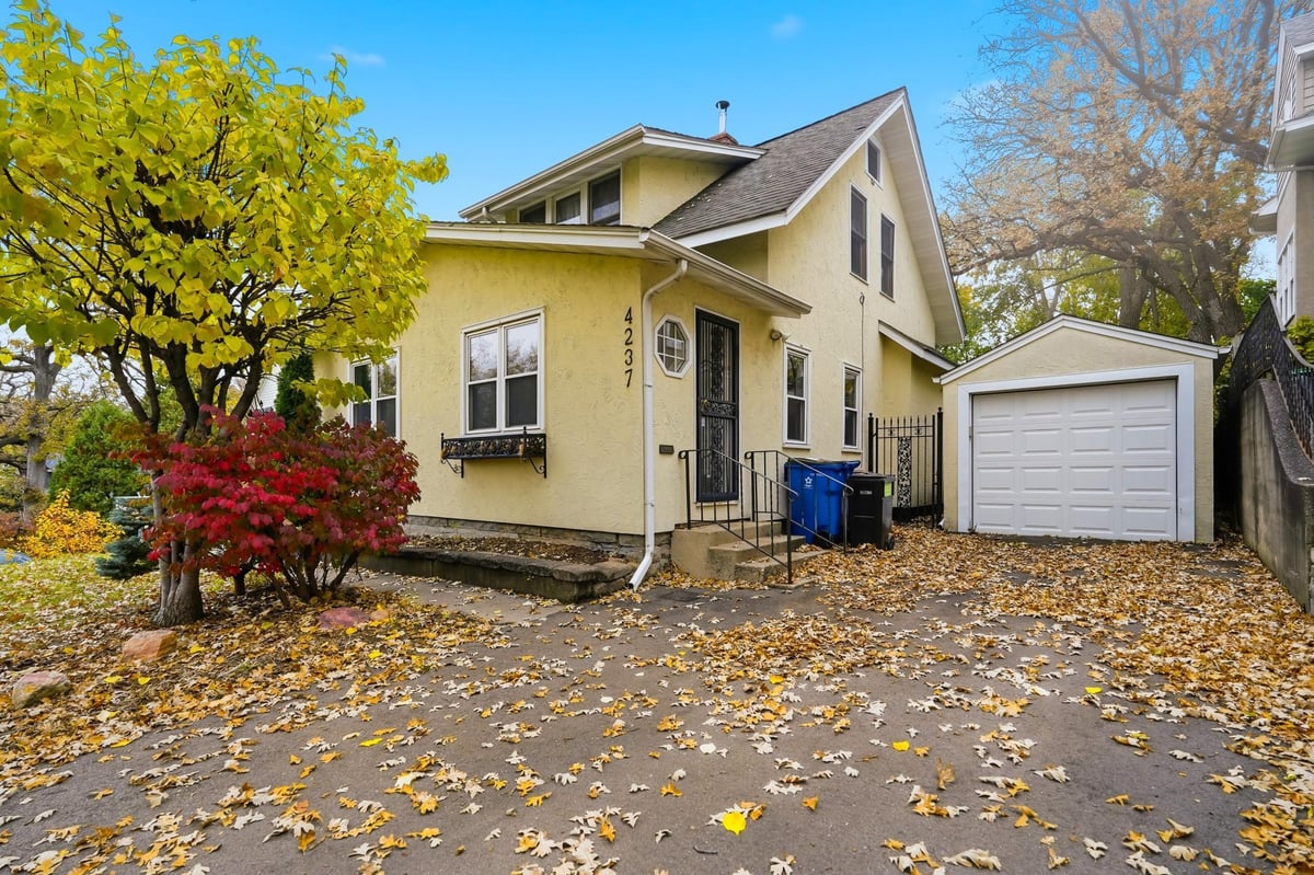 4237 Crocker Avenue, Edina, MN 55416