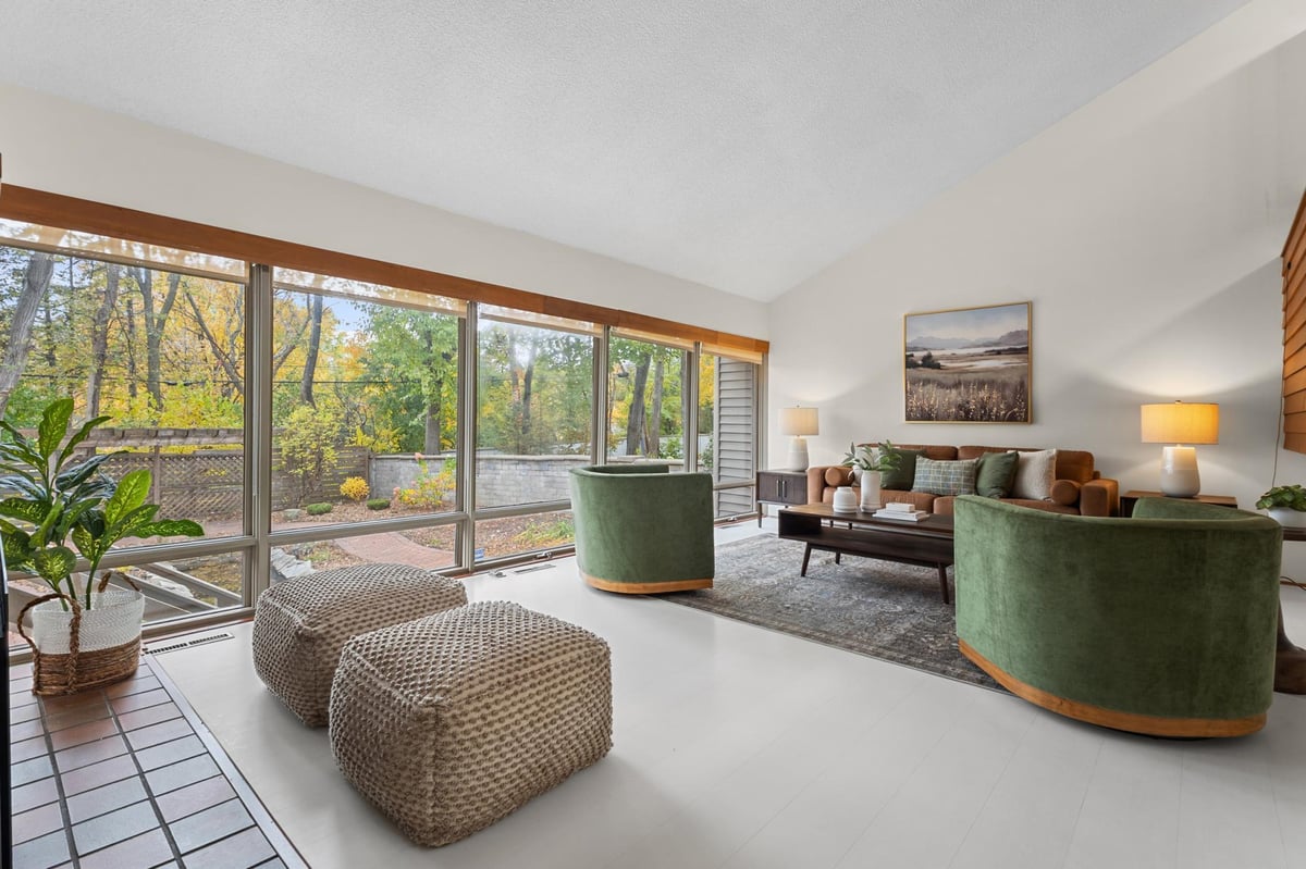 4622 France Avenue S, Edina, MN 55410