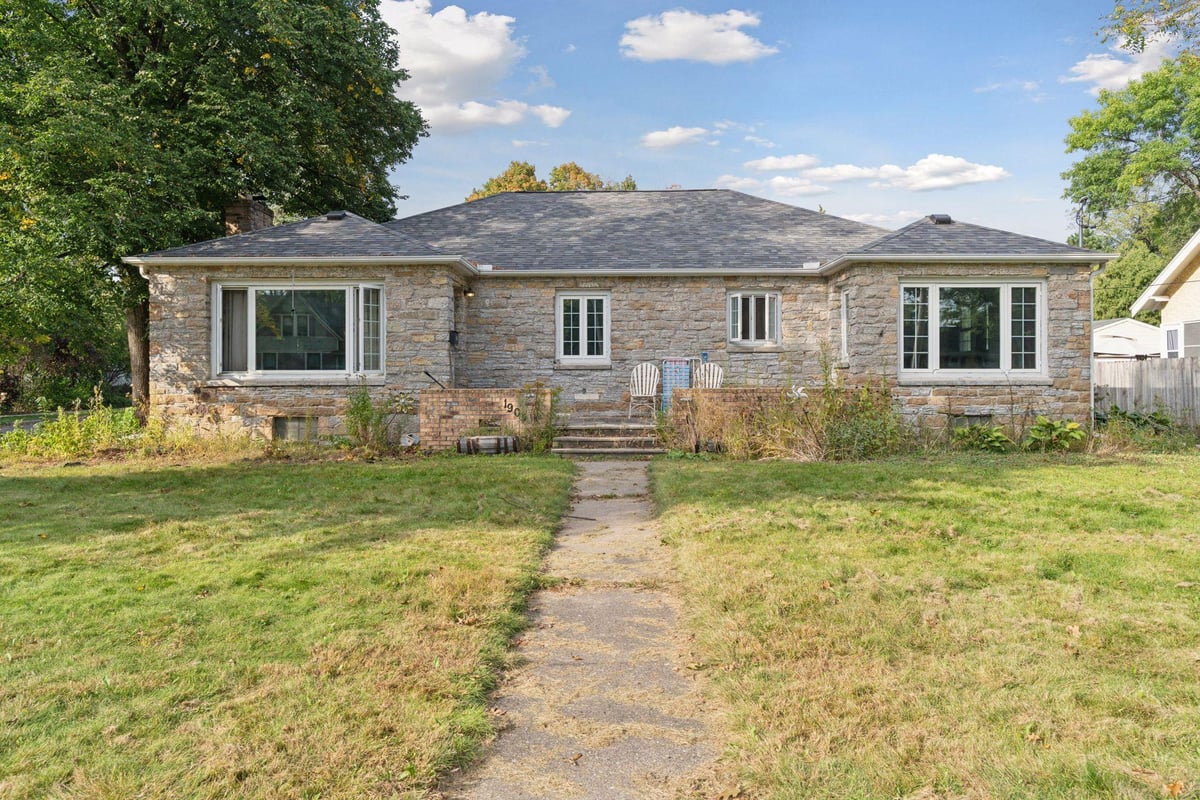 Listing