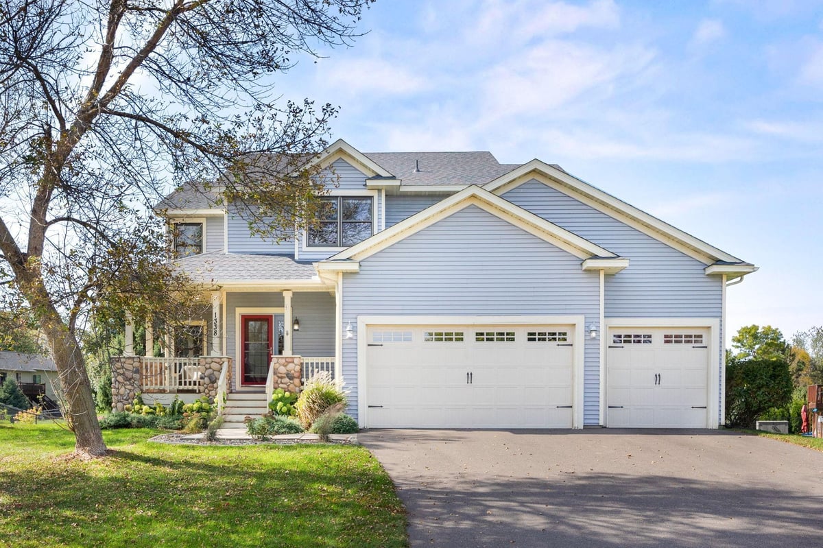 1338 Oakwood Lane, Hanover, MN 55341