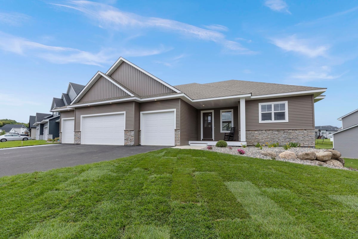 19791 Henning Avenue, Lakeville, MN 55044