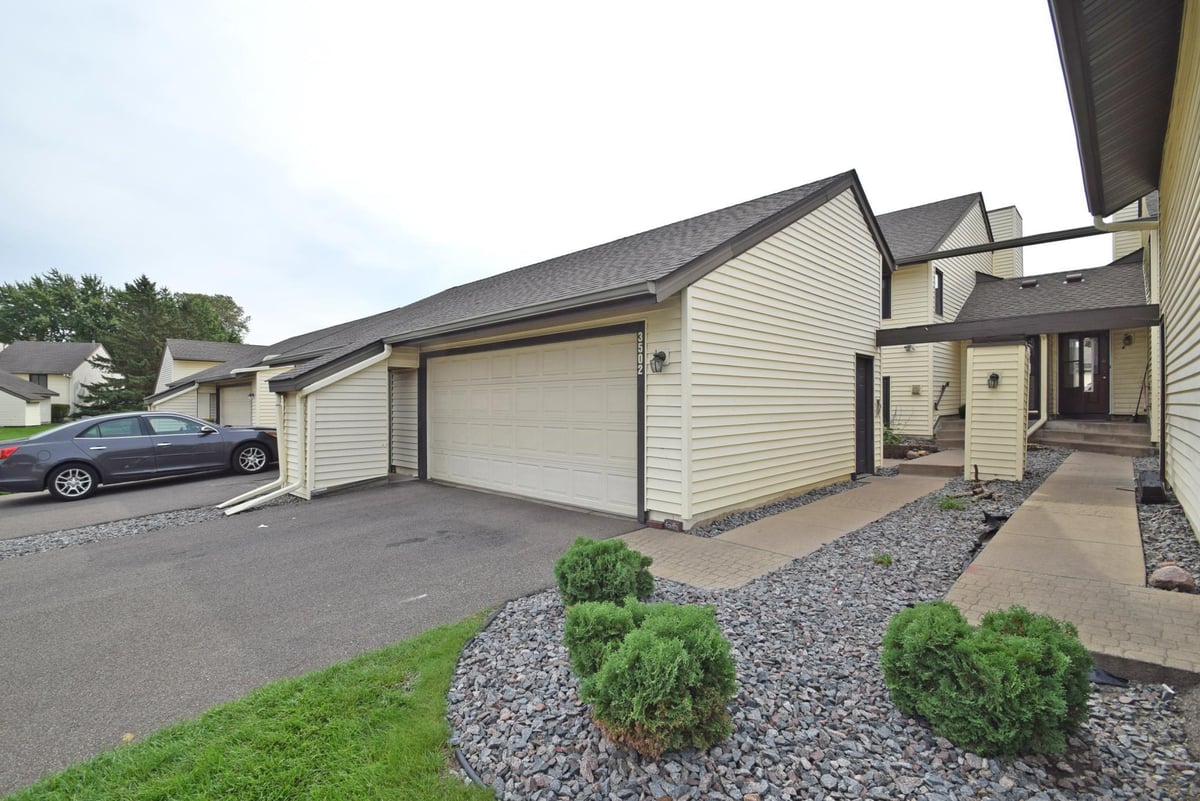 3502 Brookdale Drive N, Brooklyn Park, MN 55443