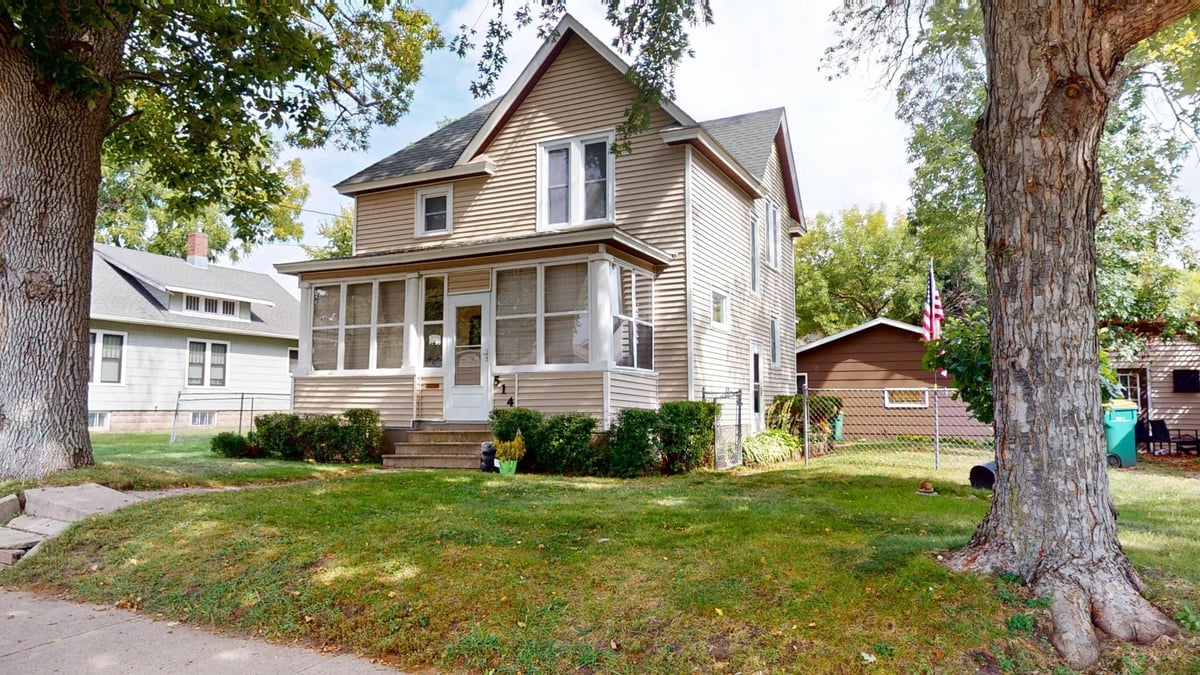 514 Raymond Avenue, Albert Lea, MN 56007