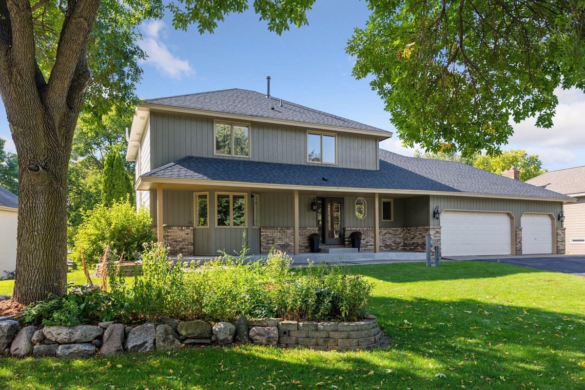 8829 Dallas Lane N, Maple Grove, MN 55369