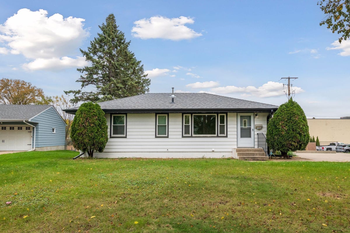 11616 Bradford Road, Minnetonka, MN 55343