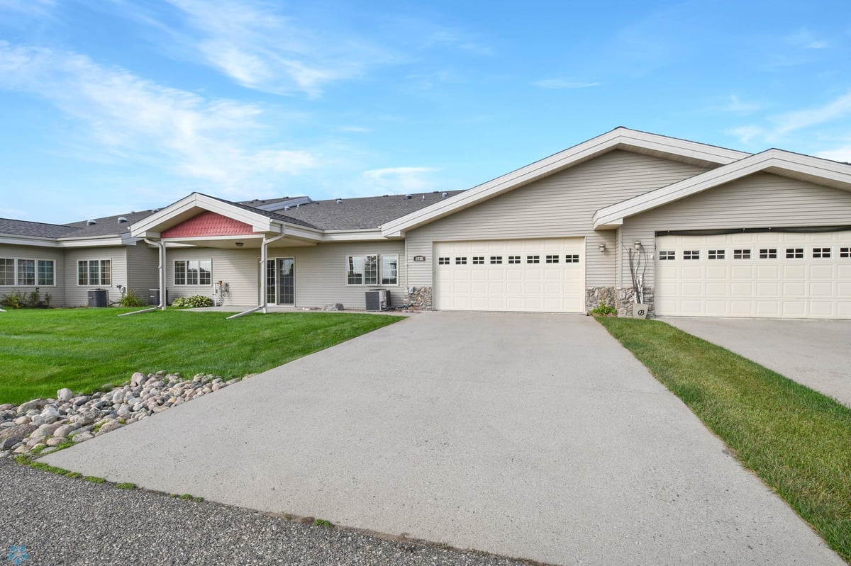 1752 Brainard Boulevard #6, Detroit Lakes, MN 56501