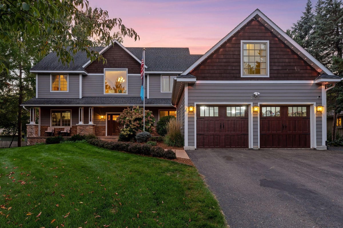 705 Queensland Lane N, Plymouth, MN 55447