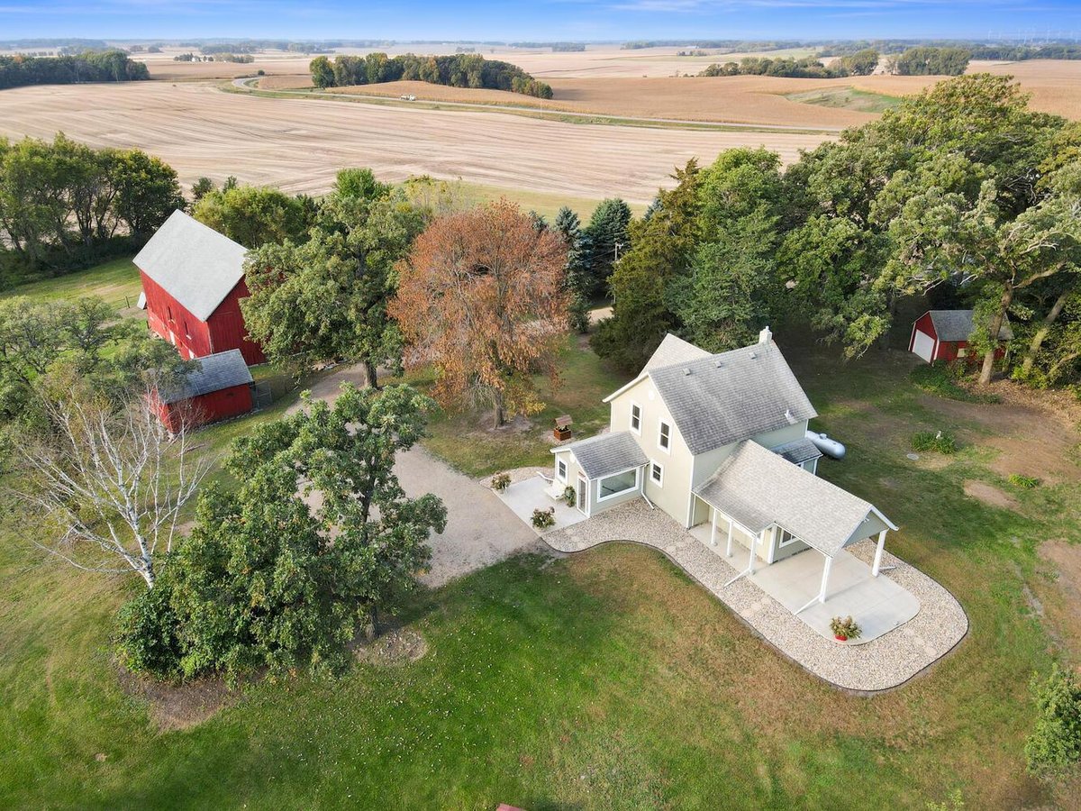 26444 740th Avenue, Albert Lea, MN 56007