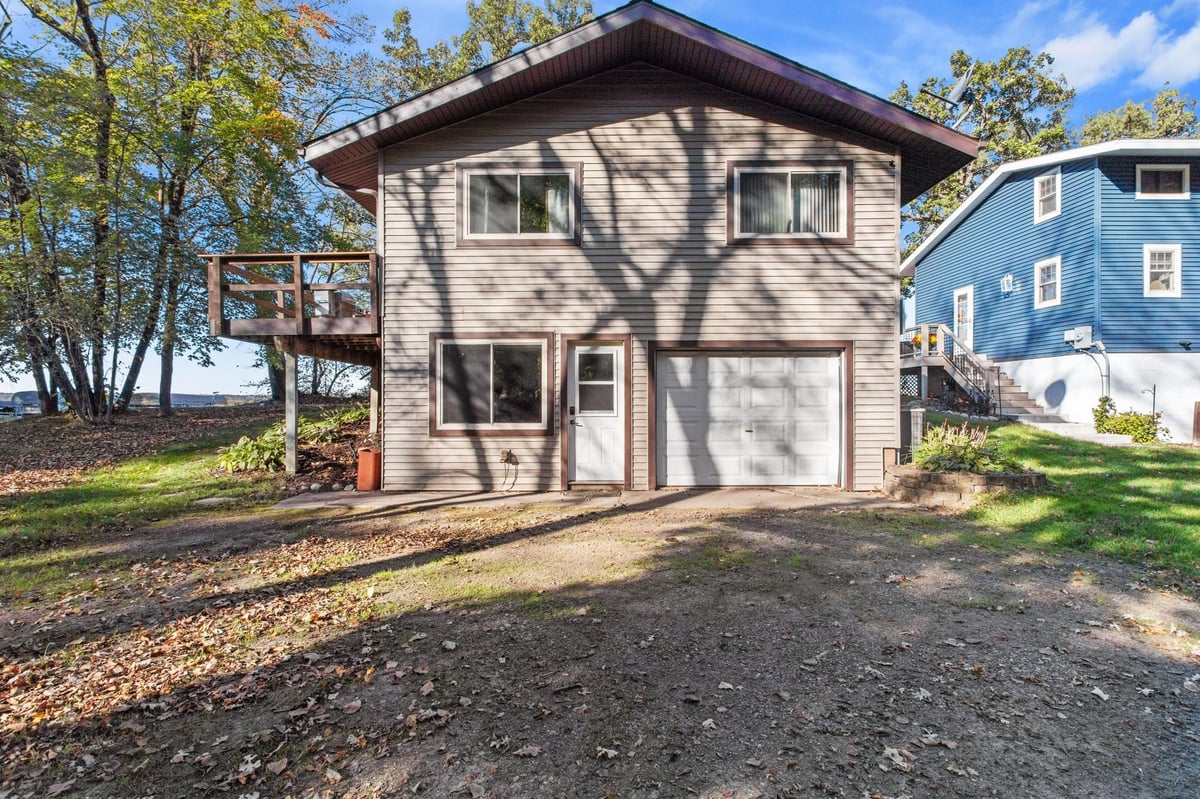 11559 Kramer Avenue NW, Annandale, MN 55302