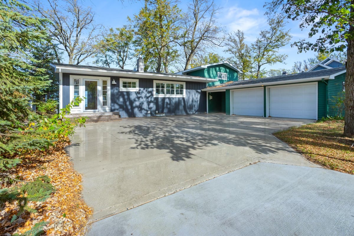 1158 S Shore Drive, Detroit Lakes, MN 56501