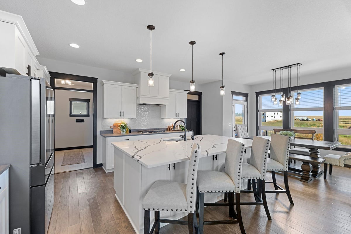 19600 Harbor Drive, Lakeville, MN 55044