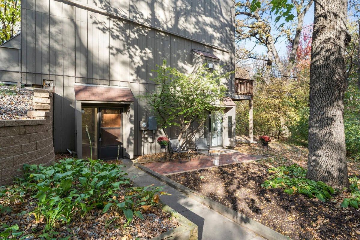 1844 Zanzibar Lane N, Plymouth, MN 55447