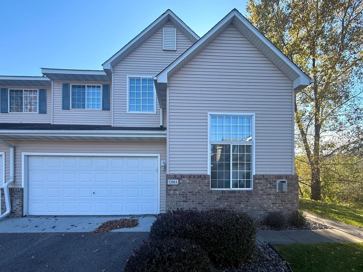 3206 Juniper Circle #A, Woodbury, MN 55125