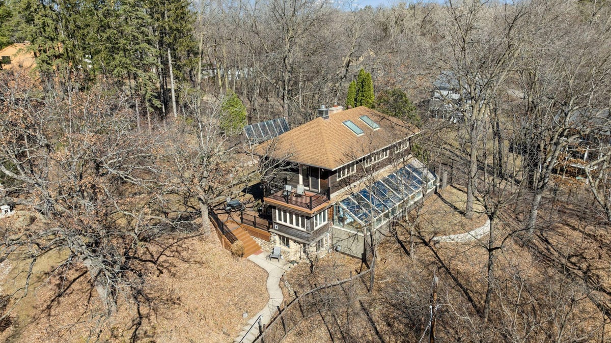 5338 Highland Rd, Minnetonka, MN 55345