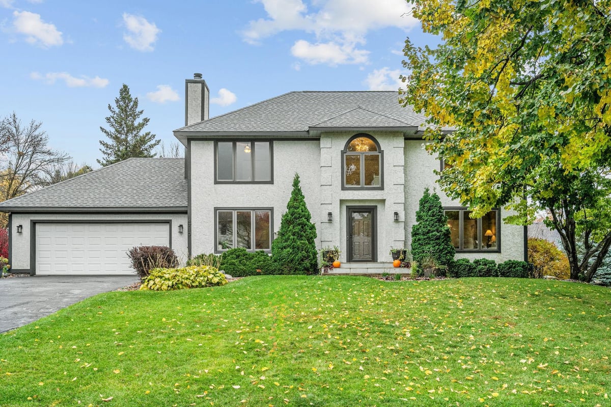 4710 Kingsview Lane N, Plymouth, MN 55446