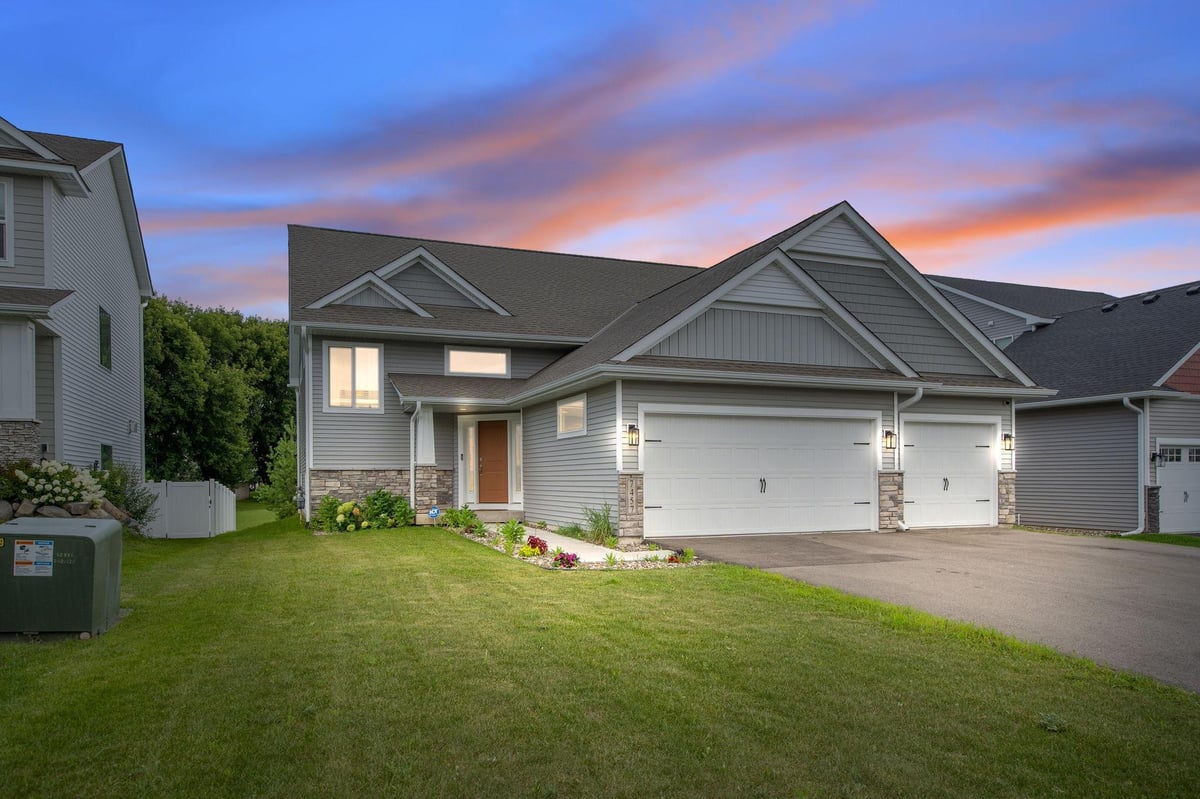 7457 63rd Street S, Cottage Grove, MN 55016