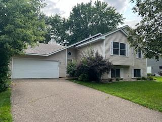 19460 Vine Ridge Road, Shorewood, MN 55331