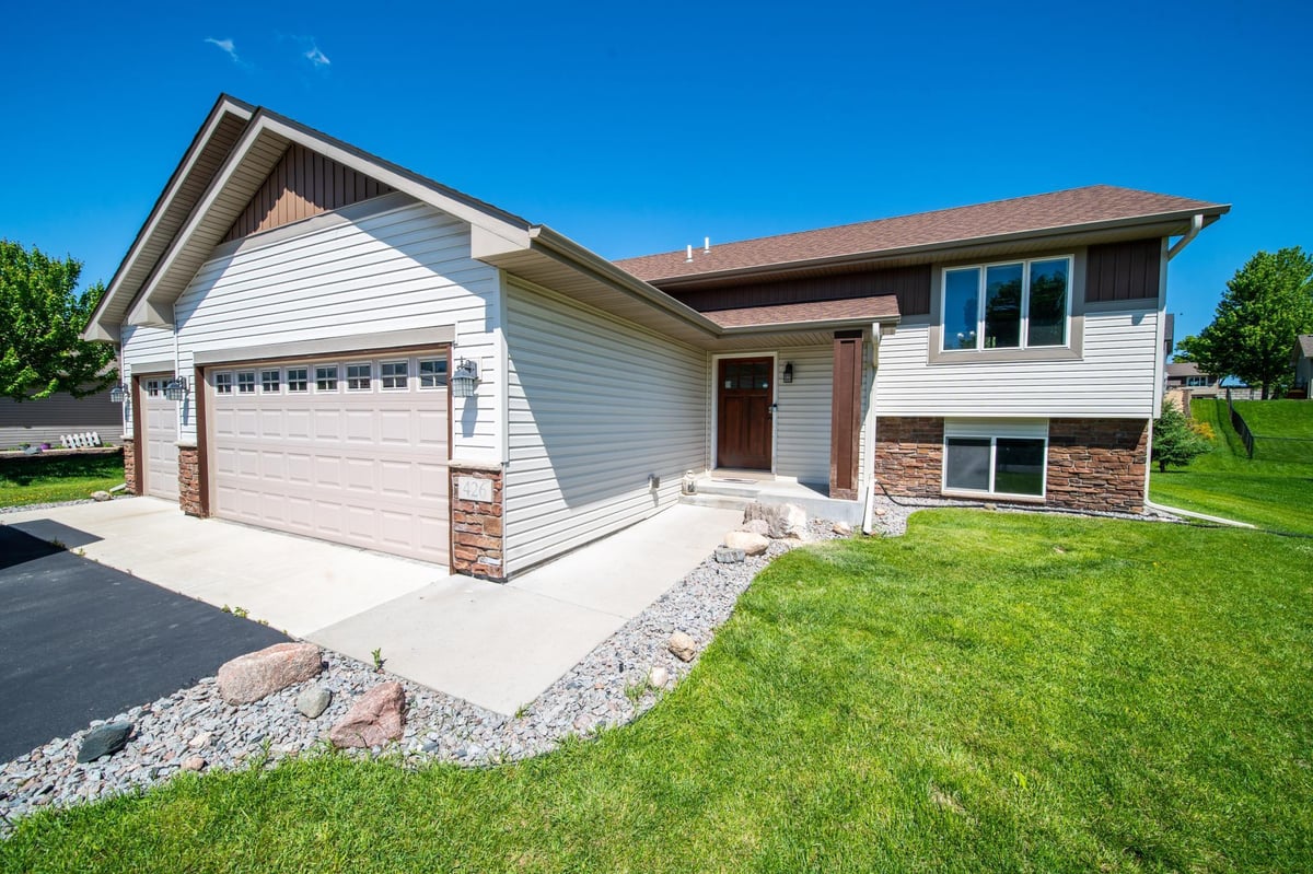 426 Creek Avenue, Delano, MN 55328