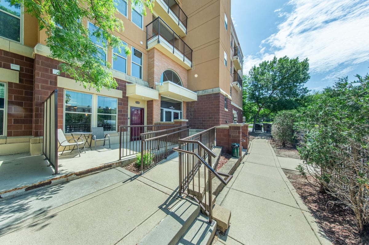 Listing