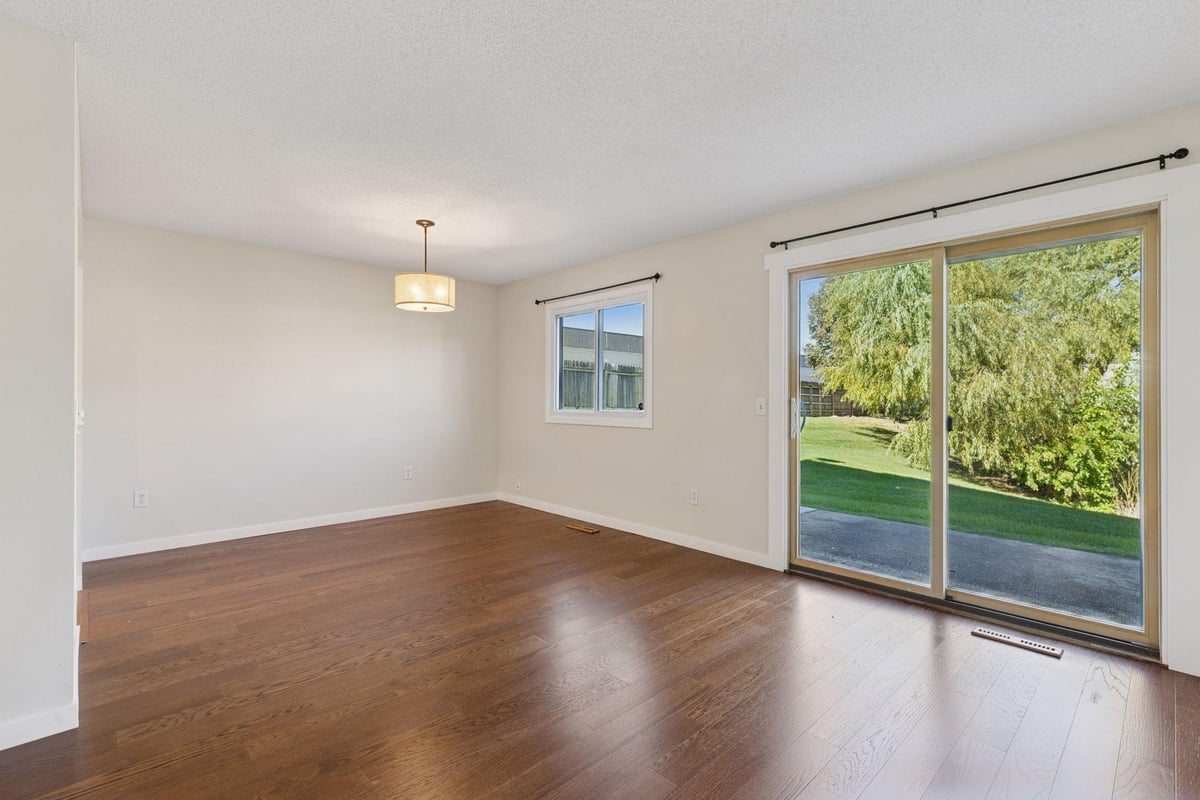 1342 67th Lane N, Brooklyn Center, MN 55430