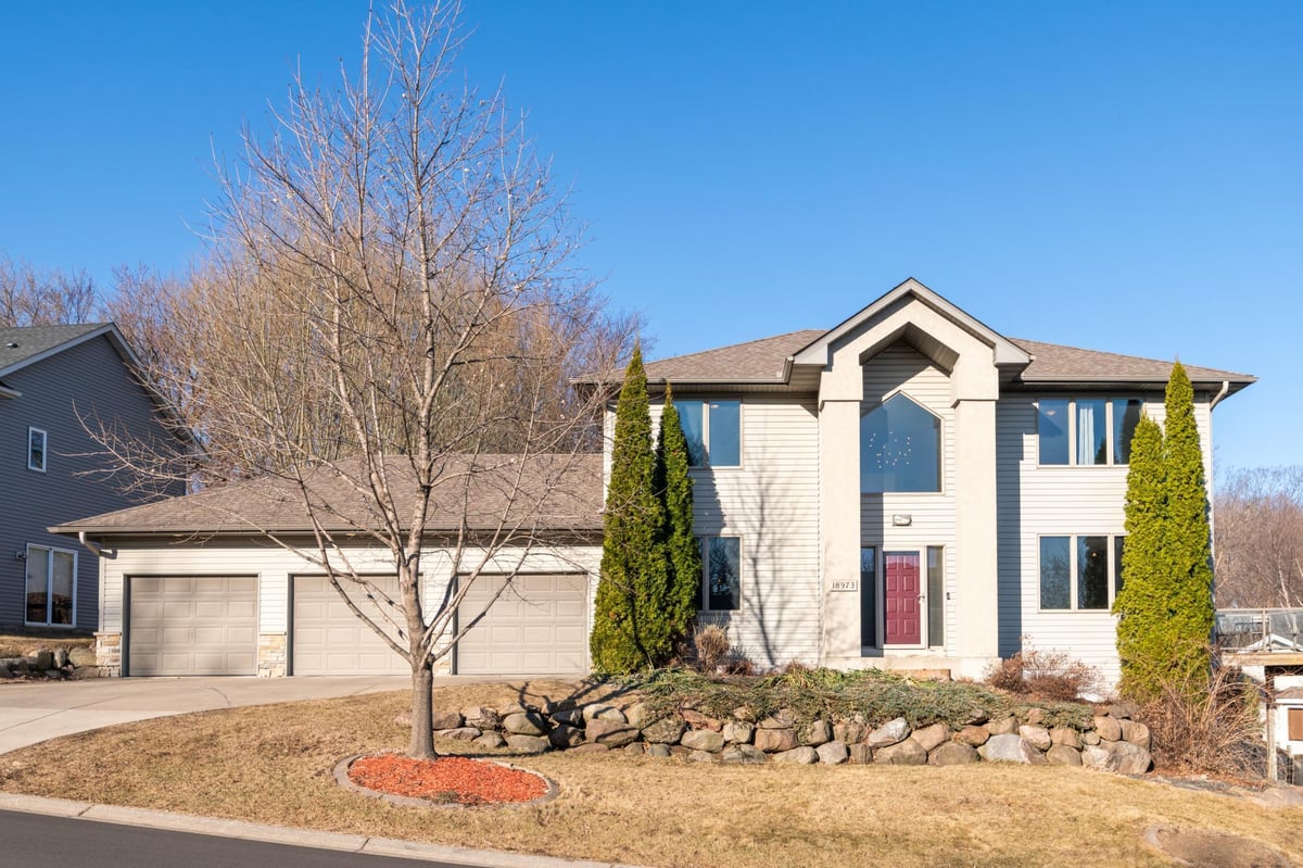 18973 Embry Avenue, Farmington, MN 55024
