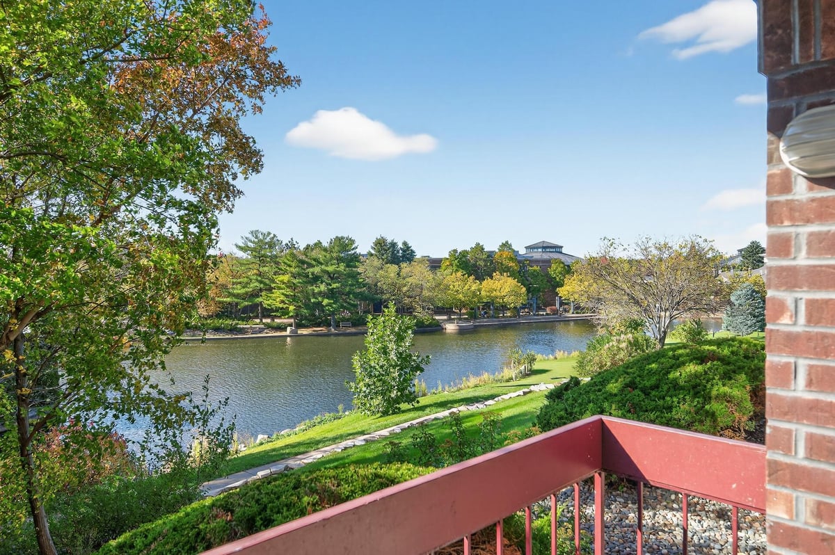 7540 Edinborough Way #1118, Edina, MN 55435