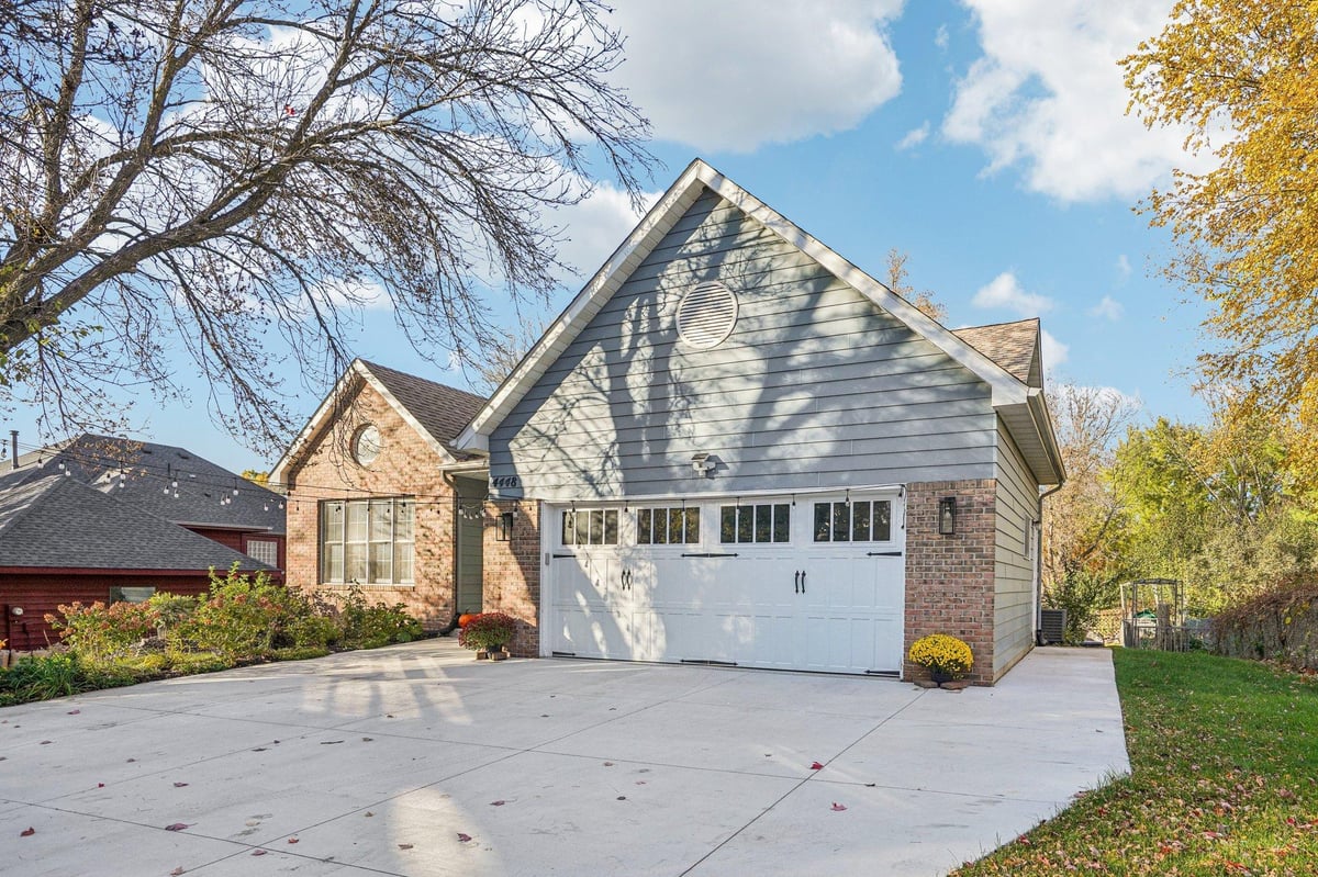 4448 W 144th Street, Savage, MN 55378