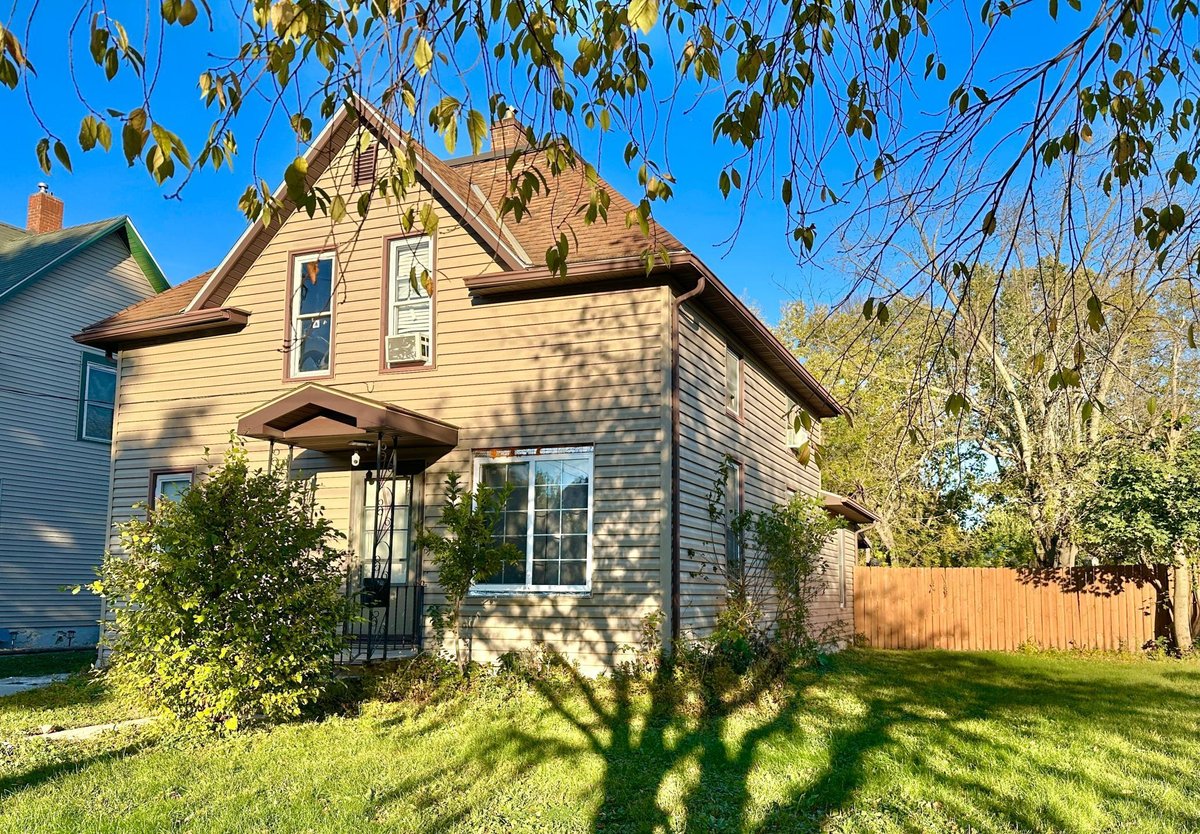 1007 Frank Avenue, Albert Lea, MN 56007