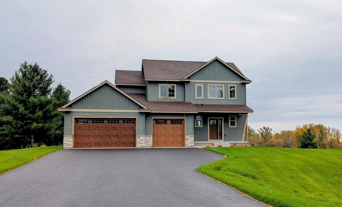 5433 389th Trail, North Branch, MN 55056