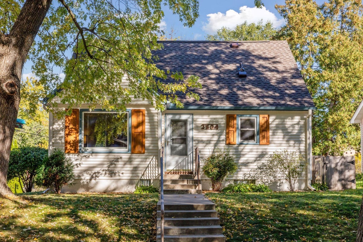 3504 30th Avenue N, Robbinsdale, MN 55422