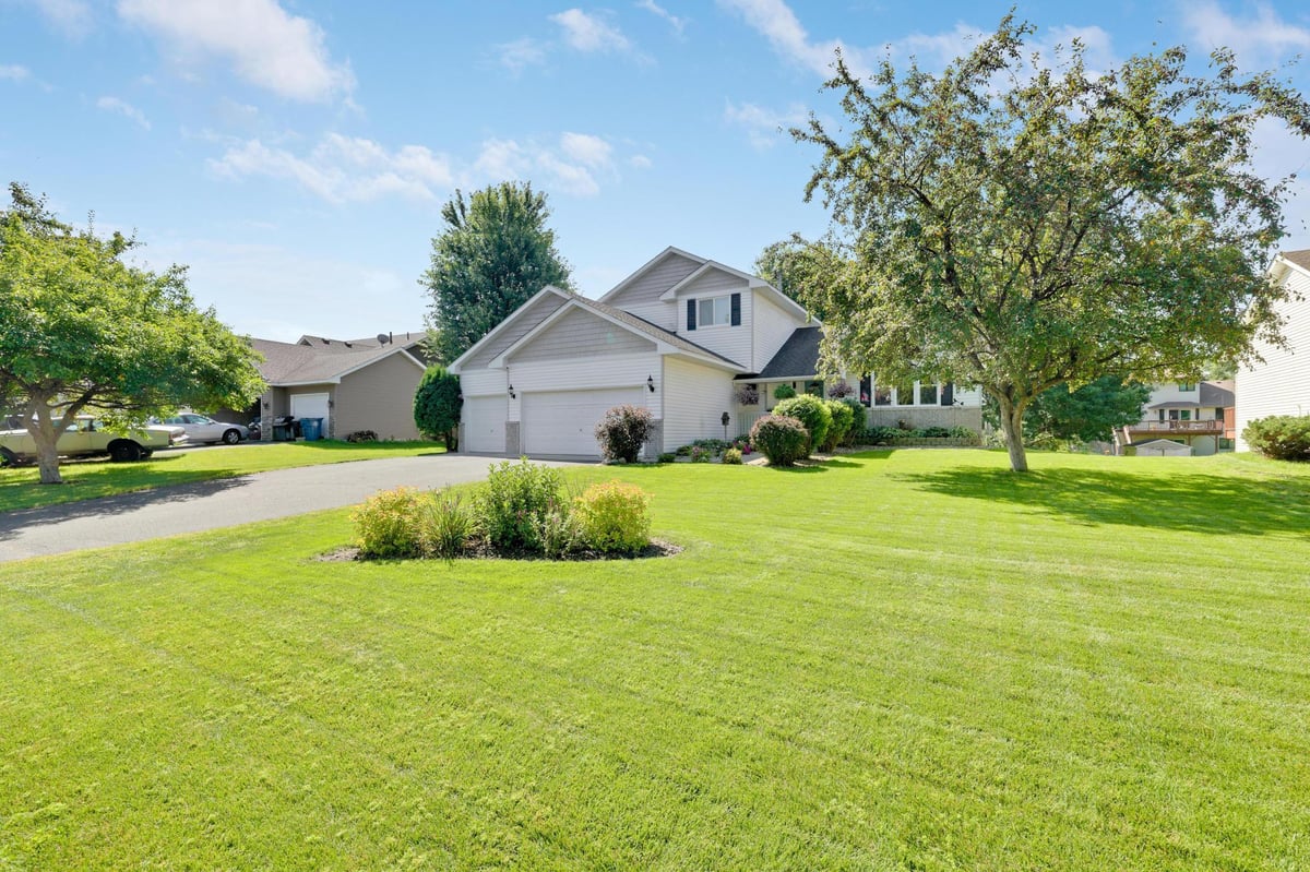 6970 137th Lane NW, Ramsey, MN 55303