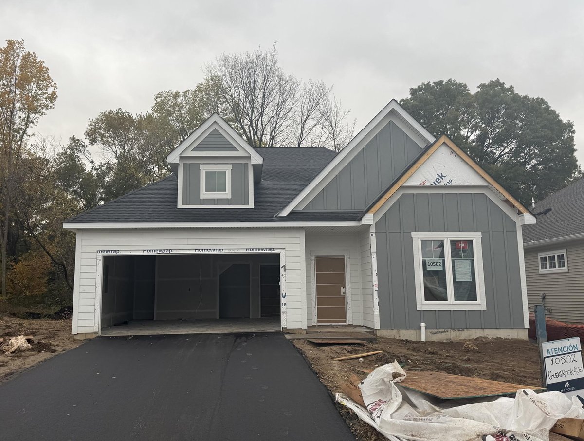 10502 Glenbrook Avenue South, Cottage Grove, MN 55016