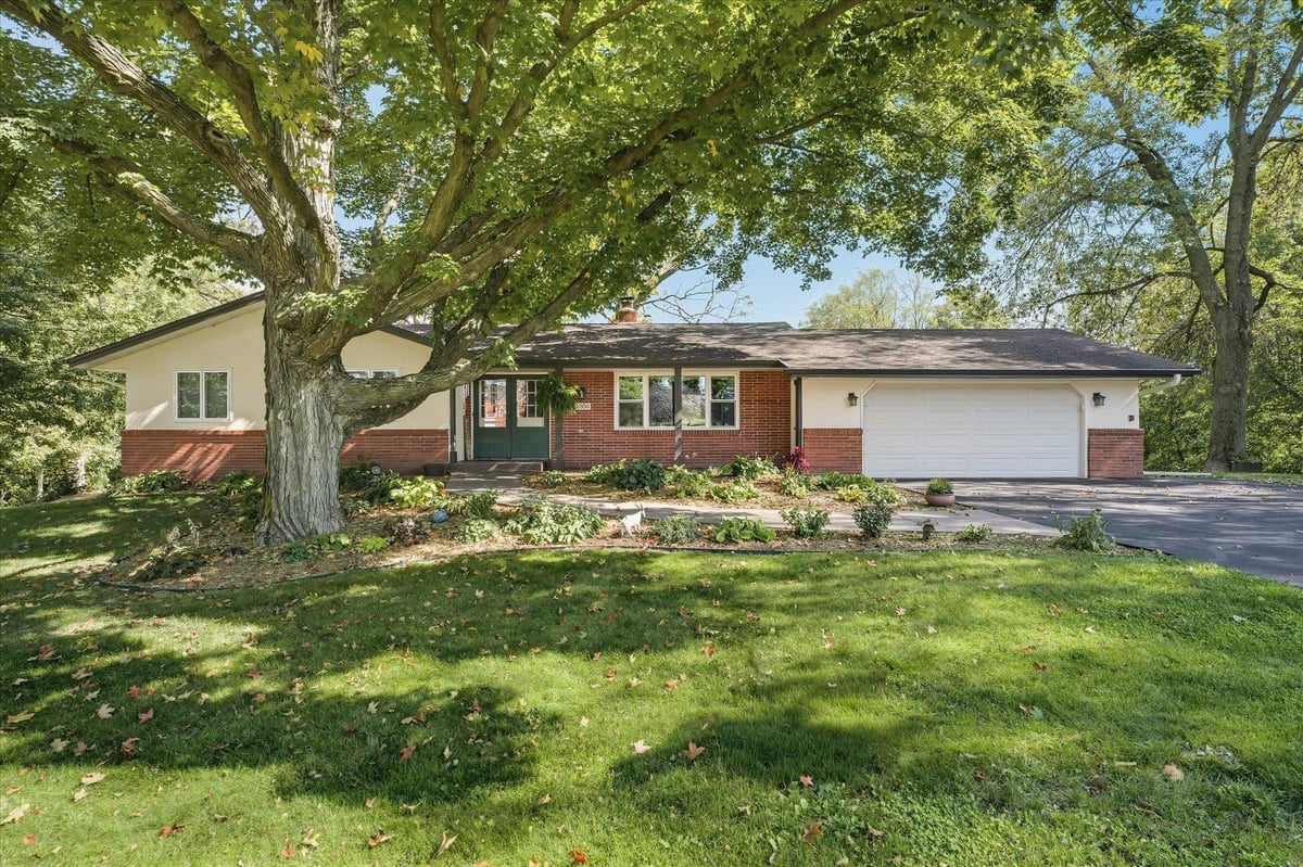 5306 Fannon Avenue SE, Delano, MN 55328