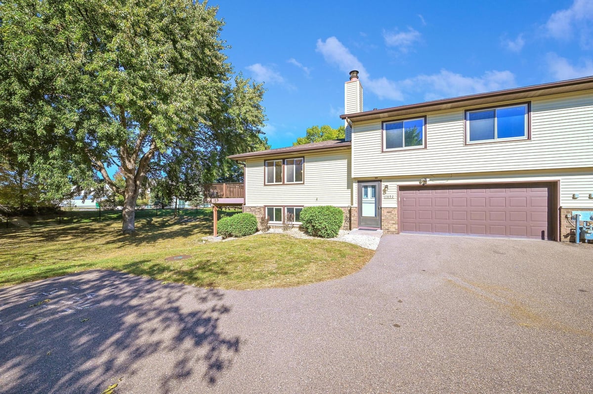 7892 83rd Court N, Brooklyn Park, MN 55445