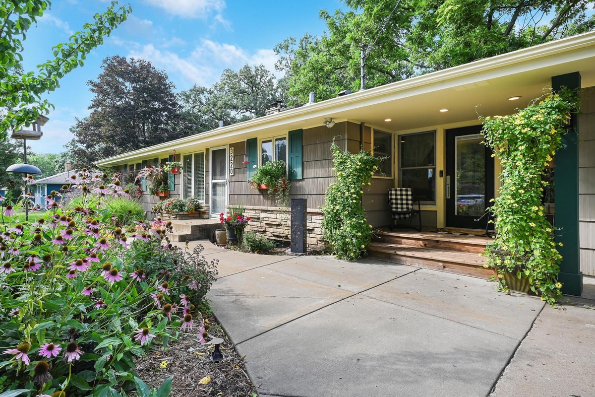 Listing