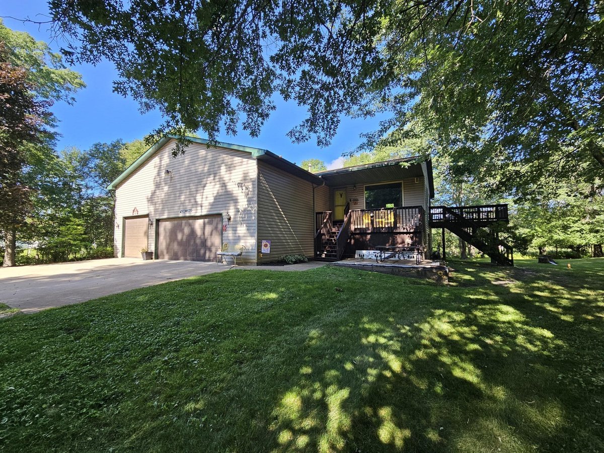 383 231st Avenue NW, Saint Francis, MN 55070