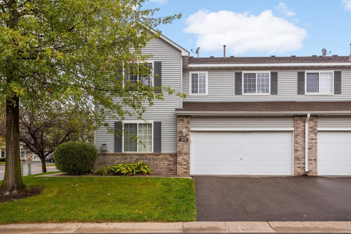 379 Frederick Circle #905, Hastings, MN 55033
