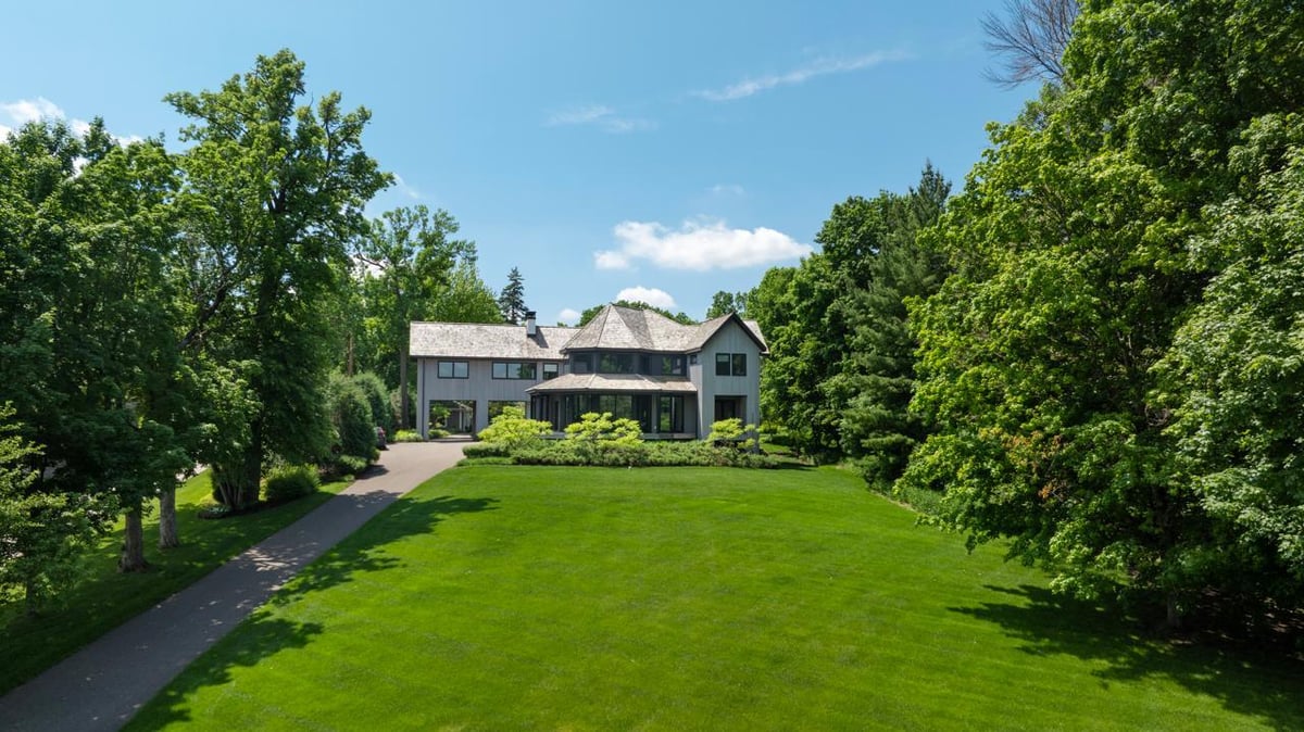 2657 Woodbridge Road, Minnetonka Beach, MN 55391