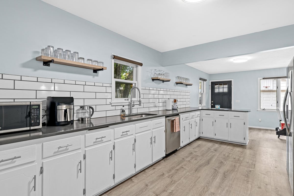 618 Holmes Street S, Shakopee, MN 55379