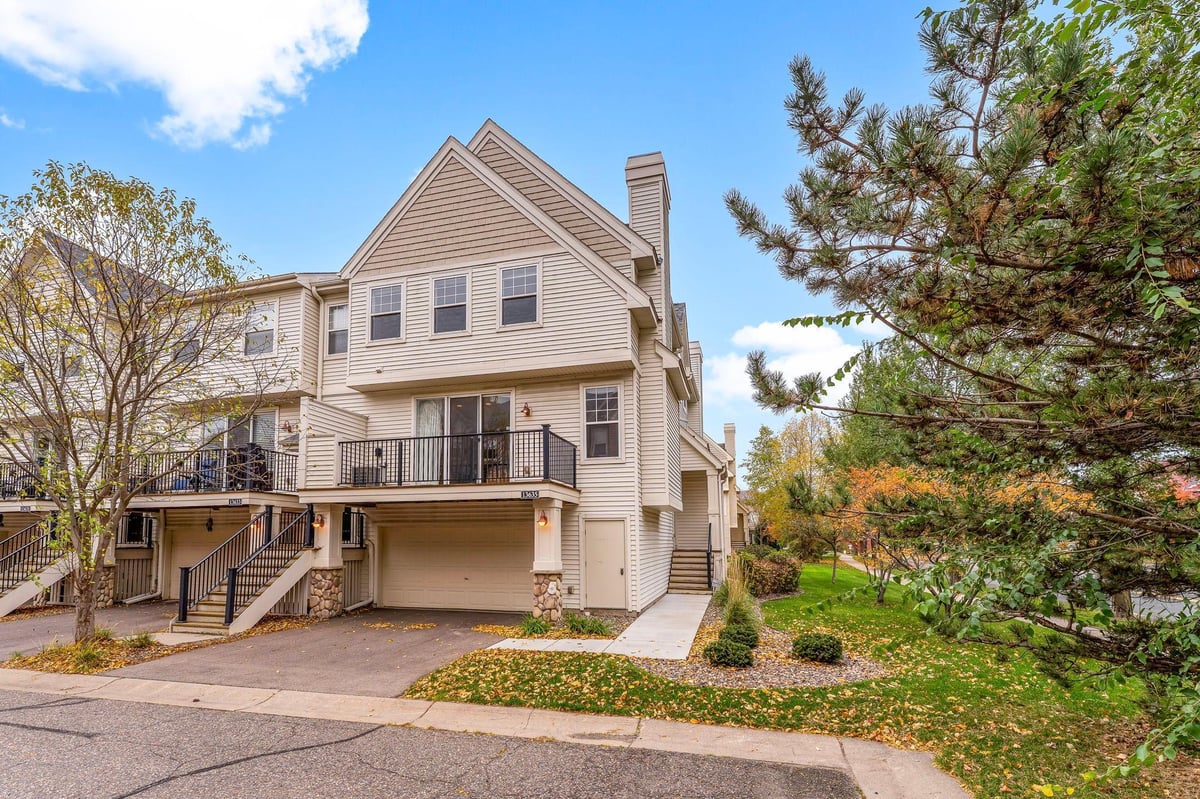 13635 Brick Path, Rosemount, MN 55068