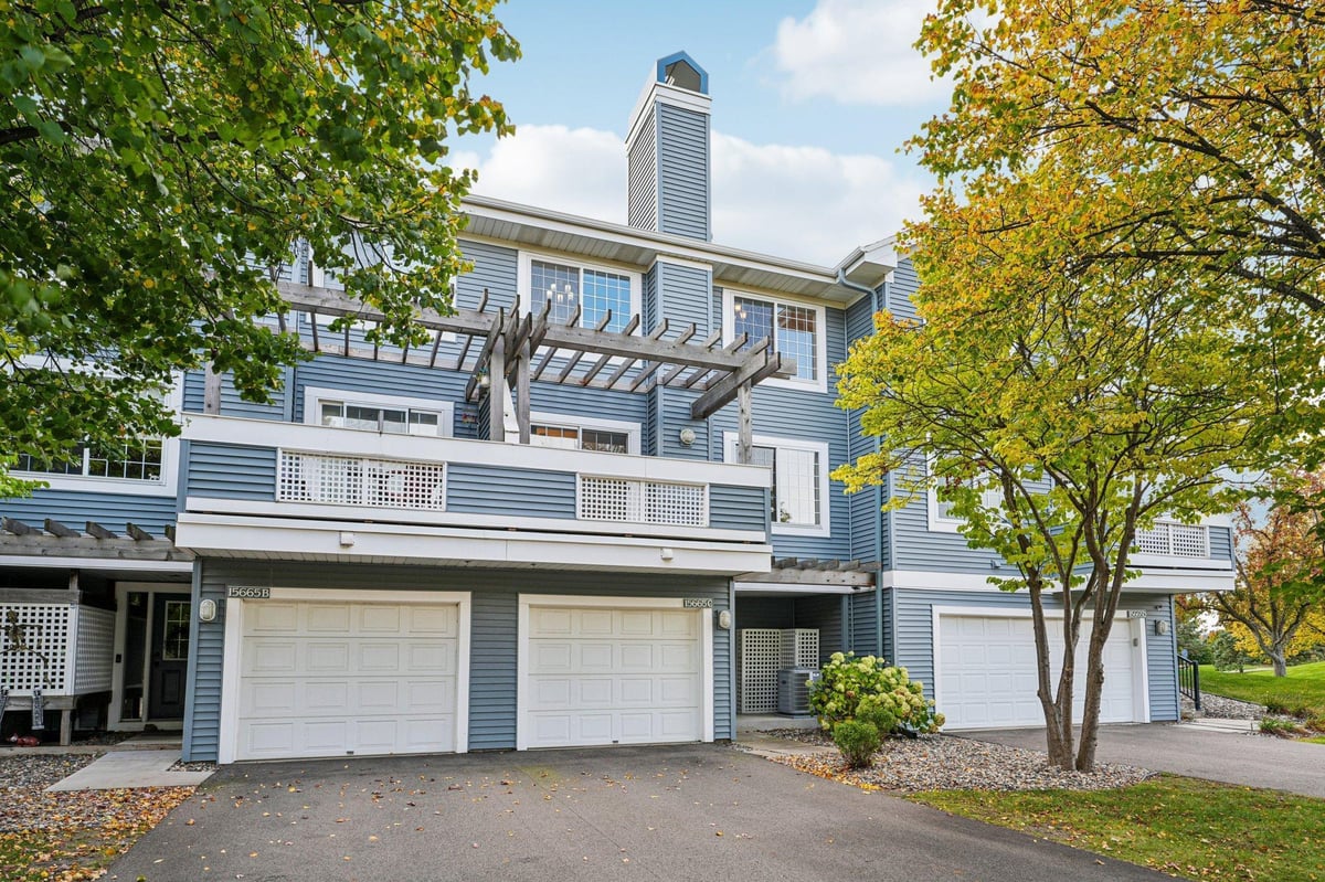 15665 24th Avenue N #C, Plymouth, MN 55447