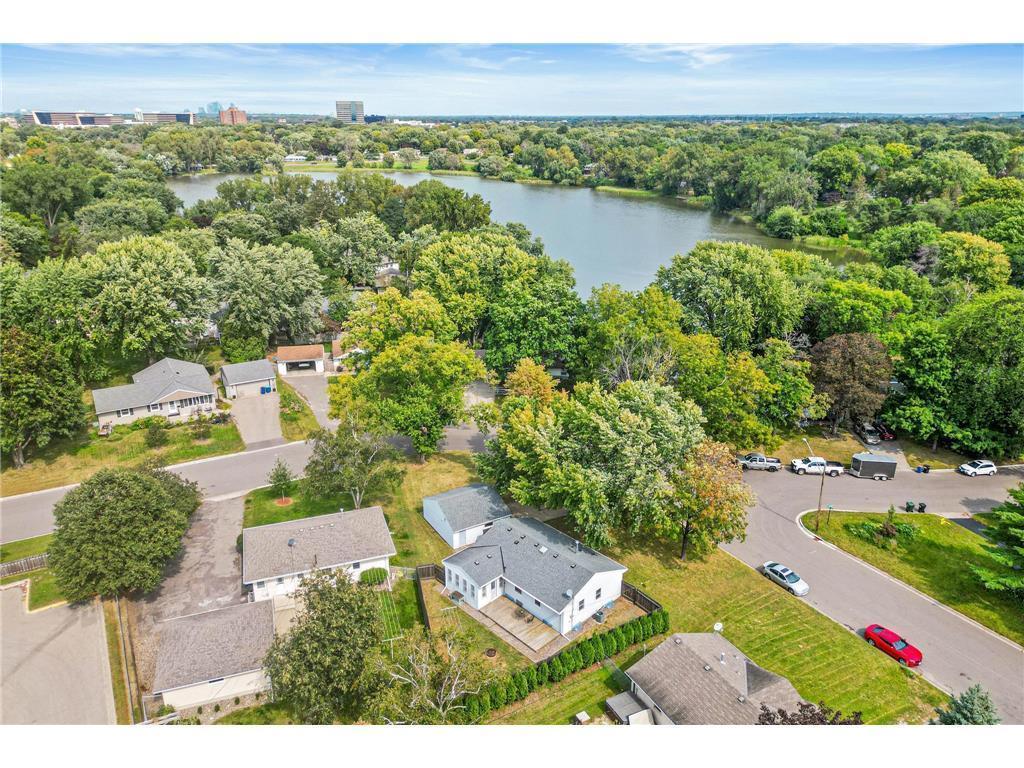 8900 Newton Avenue S, Bloomington, MN 55431