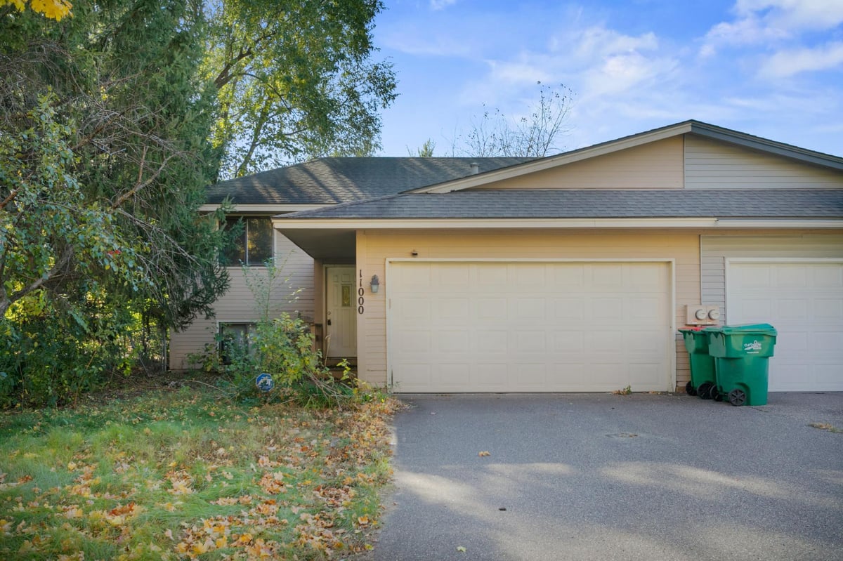 11000 Swallow Street NW, Coon Rapids, MN 55433