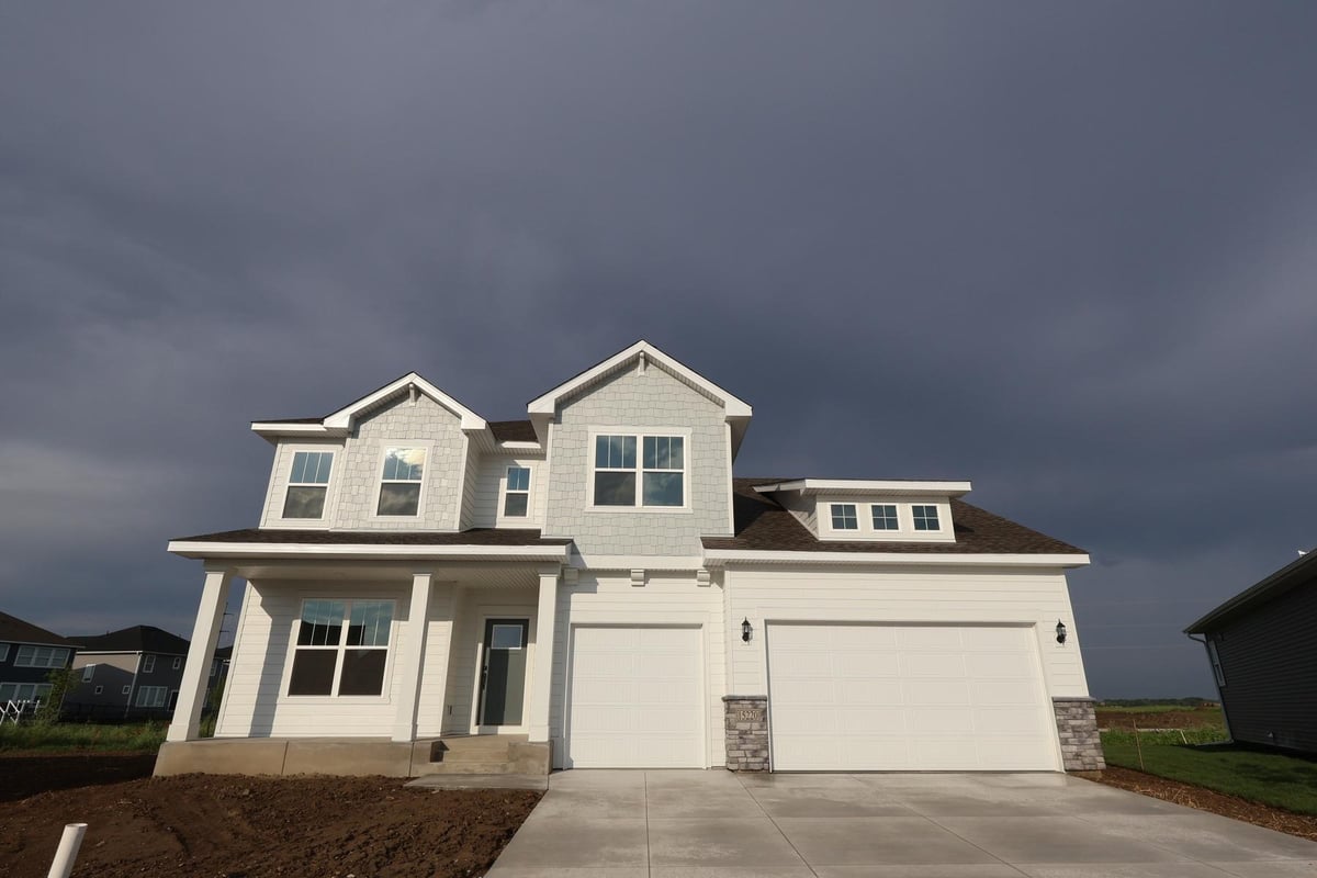 11645 Harbor Circle N, Dayton, MN 55369