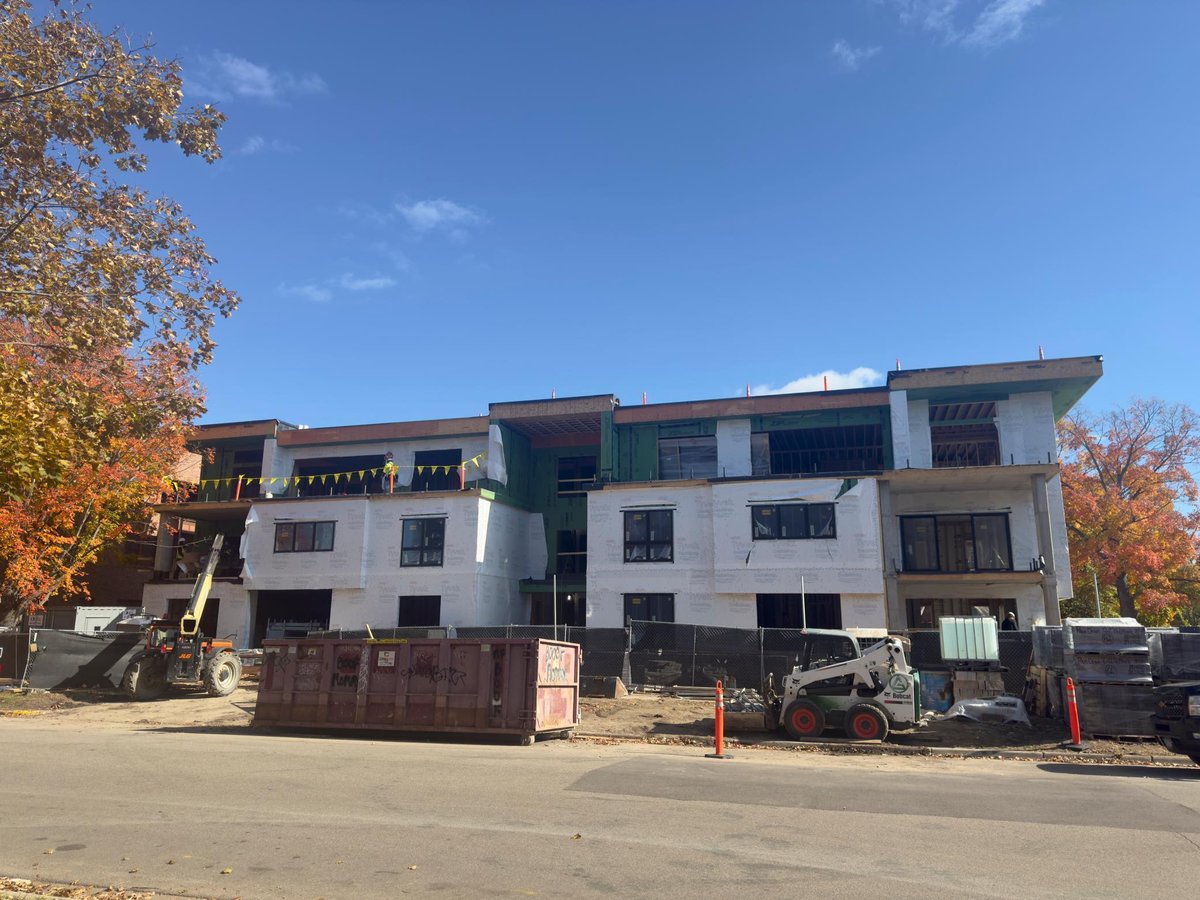 150 Broadway Avenue S, Wayzata, MN 55391